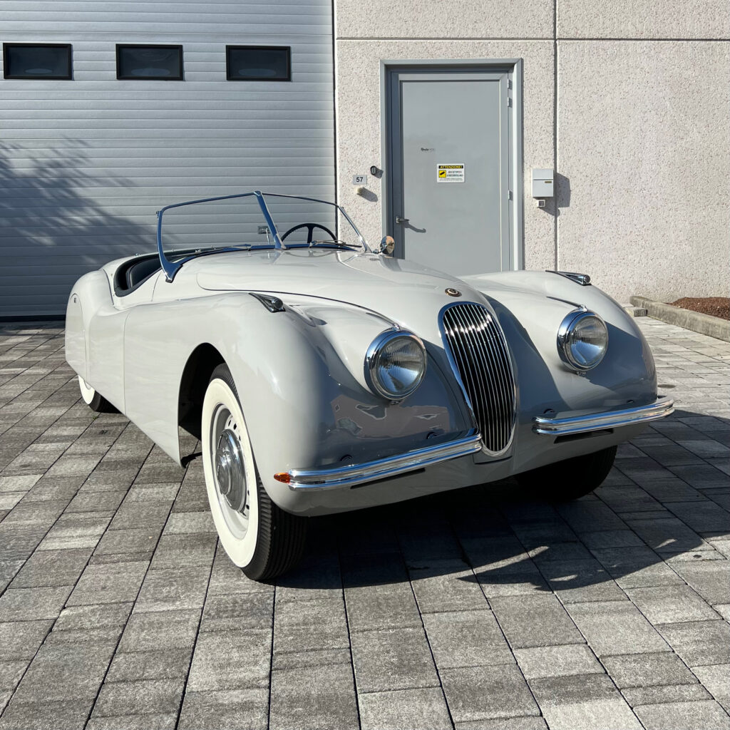 Jaguar XK120