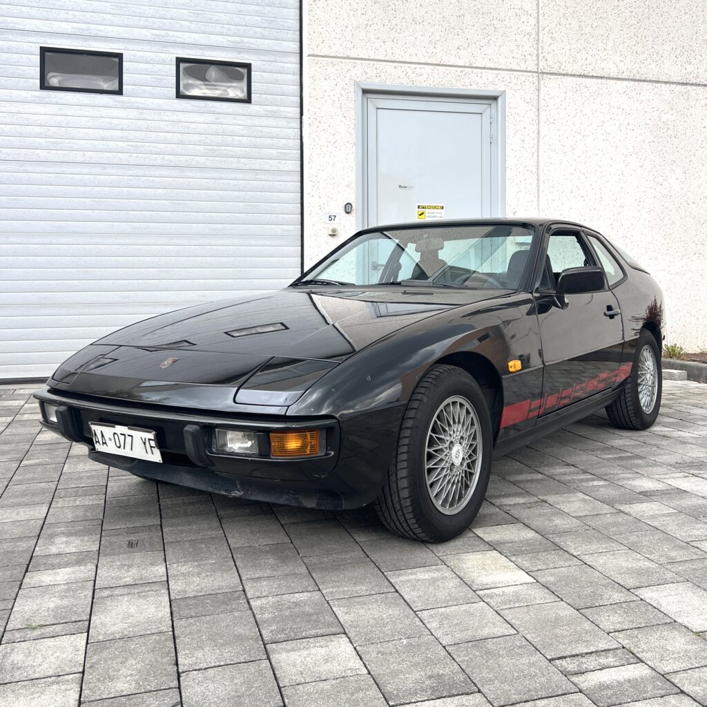 Porsche 924